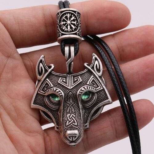 Antiquing Rune bead Viking Wolf Head Necklace Blue Eye Necklace Nordic Fashion Jewelry Amulet