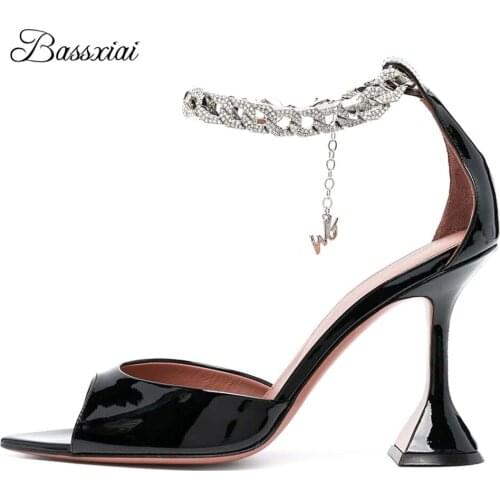 Sexy Point Peep Toe Sandals Women Summer High Goblet Heel Patent Leather Jeweled Diamond Chains Decor Party Shoes