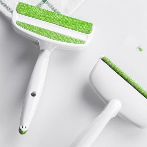 Simple Portable clothing sticker dust brush Cleaning Brush Dust Remover Lint Dust Brush Hair Remover 14.5*10.1*3.3cm