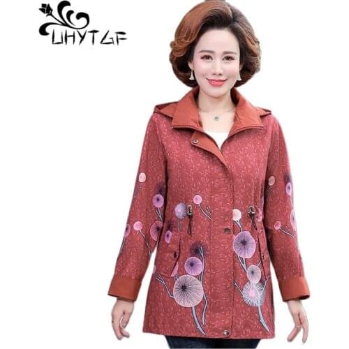 UHYTGF Mother Autumn Coat Printed Hooded Casual Windbreaker Womens Middle-Aged Elderly Female Loose 5XL Plus Size Outerwear 1791