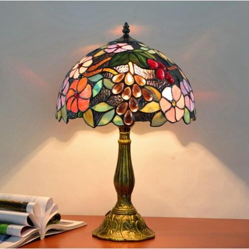 Creative Tiffany Table Lamps European Stained Glass Living Room Dining Room Bedroom Bedside Table Lamp Garden Retro Room Lights