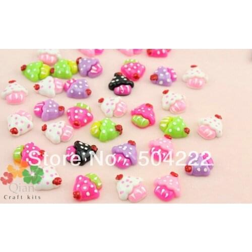 200pcs hand paint colorful resin cherry on top cute lovely mixed Cupcake polka dot Decors Flatbacks cabs 20mm