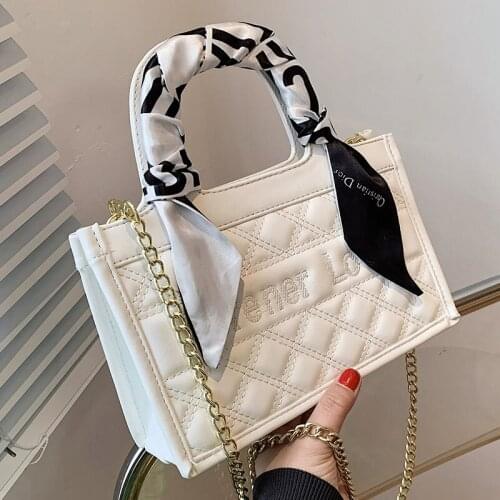 Brand Embroidery Totes Women Luxury Designer Handbag Ladies D Fashion Top-hand Messenger Bag Classic Metal Chain Crossbody Bags