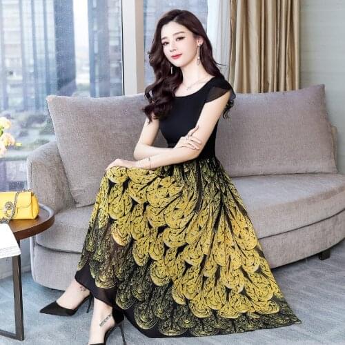 Large size womens new 2019 summer beach dress Bohemian long short-sleeved printed high waist chiffon big swing dress