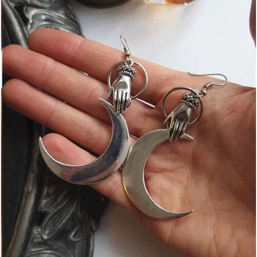 Goth Moon Hand Earrings Witchy Alternative Crescent Witch Gothic Boho Jewellery Punk Classical Statement Fashion Women Gift