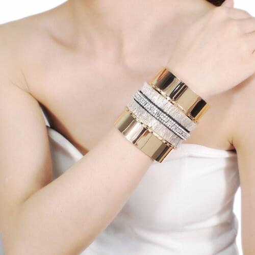 BK Hot Golden Bracelet Woman Crystal Rhinestone Gold Bracelet Hand Chain Jewelry