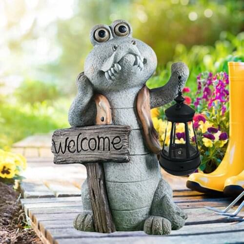 Crocodile Alligator Decor Path Lighter Statue with Solar LED Light Lantern Lamp Garden Yard Patio Poolside Path Decor