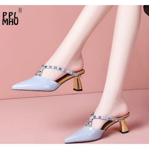 Elegant Hollow Non-Slip Woman Pumps Patent Leather Pointed Rhinestone Slides Baotou Breathable Comfort Wearable Women Shoes