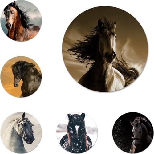 58mm Horse Galloping Horse Icons Pins Badge Decoration Brooches Metal Badges For Backpack Decoration