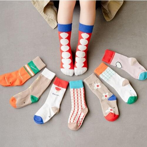 3 Pairs/lot Fashion Girls Socks Cute Smiley Cartoon Kids Socks Soft Cotton Autumn Winter Keep Warm Tube Socks Boys Sports Socks