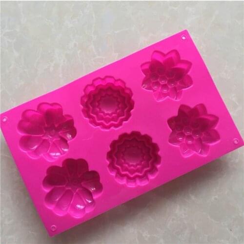 DIY Handmade Baking Accessories Non-toxic 6 Cavities Muffin Moon Cake Mould Soap Mold Flower Shaped Multifunction Silicone mold