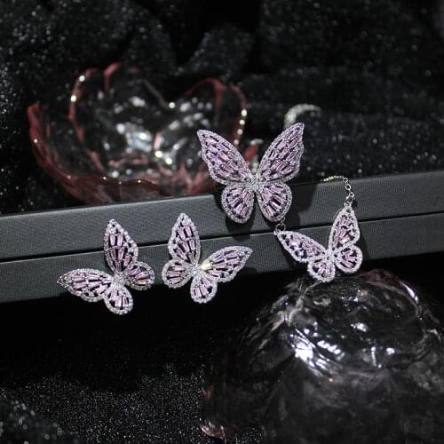 Japanese&Korea Fashion Accessories Crystal Butterfly Stud Earrings for Women Gift Elegant Zirconia Earrings