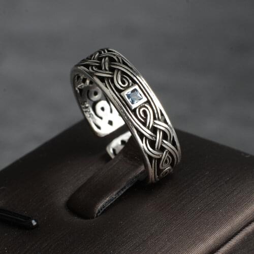 Hollow Pattern Totem Rings for Women Wedding Trendy Jewelry Large Adjustable Antique Rings Anillos