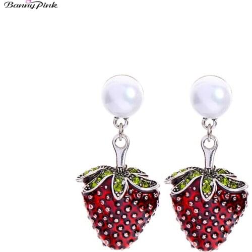 Banny Pink Summer Enamel Strawberry Stud Earrings For Women Lovely Fruit Pendant Post Earrings White Pearl Earrings Girls Gift