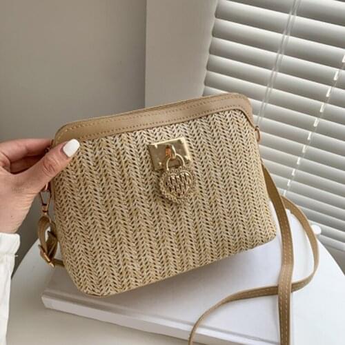 Casual Chains Straw Bucket Bags 2021 Women Summer Crossbody Bag Rattan Bags Beach Lady Travel Purses And Handbags Shoulder Bag