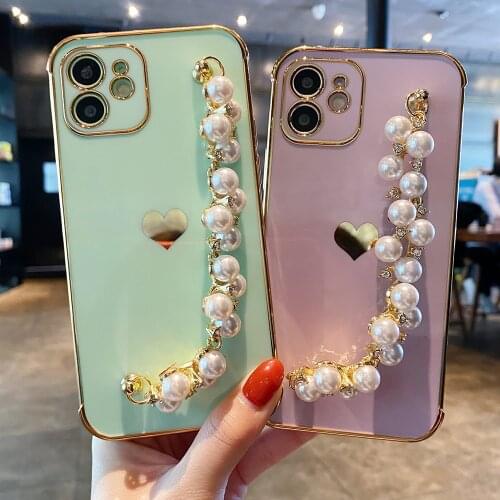 Luxury Plating pearl Chain Wristband Case for IPhone 12 11 Pro Max Silicone Phone Cover for IPhone XR X XS Max 8 7 Plus 10 Coque