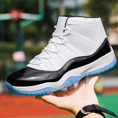 Mens Retro Basketball Shoes Breathable Sneakers Men High-top Basketball Shoes Women Sports Shoes Fitness Trainers