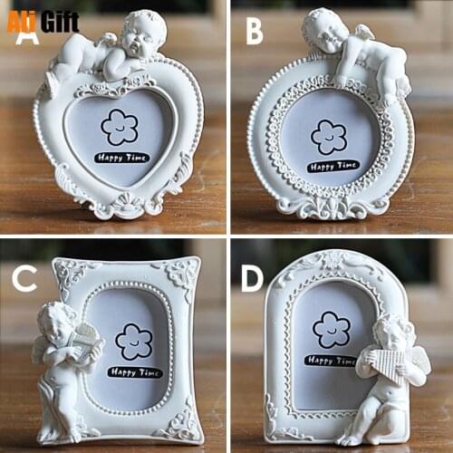 White Mini Picture Frame for Lovely Baby Heart Shaped Photo Frames Home Decor Porta Retrato Moldura Creative Wedding Photo Frame
