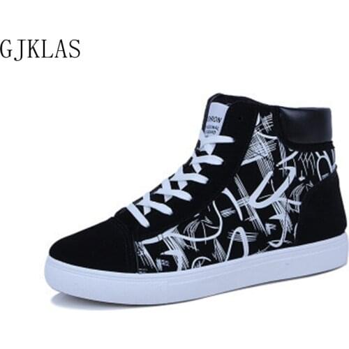 Fashion Sneakers for Men Classic Graffiti Lace-up High Style Spring Autumn Vulcanized Flat with Camouflage Casual Sports Shoes