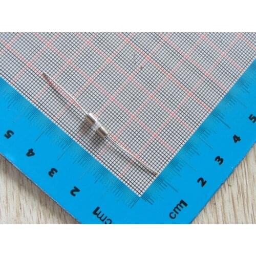 100pcs 1A High quality Glass fuse 1A 250V with pin 3*10MM Quick break fuse 1A