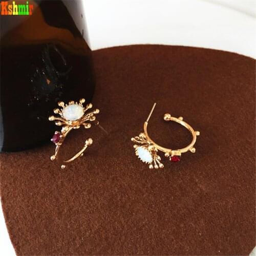 Kshmir Metal Gold Half-Circle Flower Earrings Retro C-shaped Earrings web celebrity Fashion Earrings Jewelry Gift for Girls