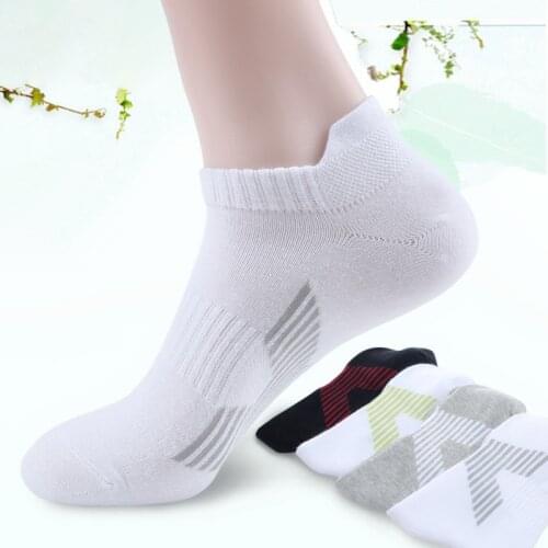 Q 1Pairs Breathable Sports Cotton Non-Slip Men Socks Fashion Men Boat Socks Summer Deodorization Pure Colors Fashion Short Sock