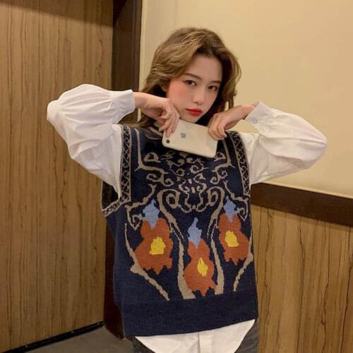 2021 Spring Autumn O-neck Sweater Knitted Vest Korean Tops for Women Clothing Oversized Vintage Sleeveless Kawaii Punk Pullover