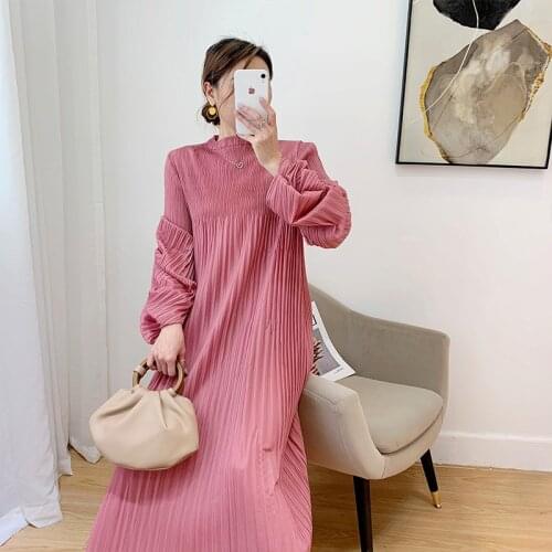 2021 summer new womens puff sleeve dress Miyak fold Fashion loose large size solid color long sleeve round neck long dress tide