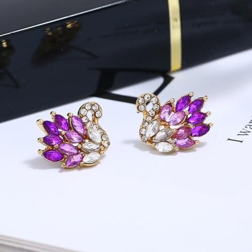 Exquisite Crystal Swan Vintage Stud Earrings High Quality Elegant Prevent Allergy Personality Fashion Womens Earrings Wholesale