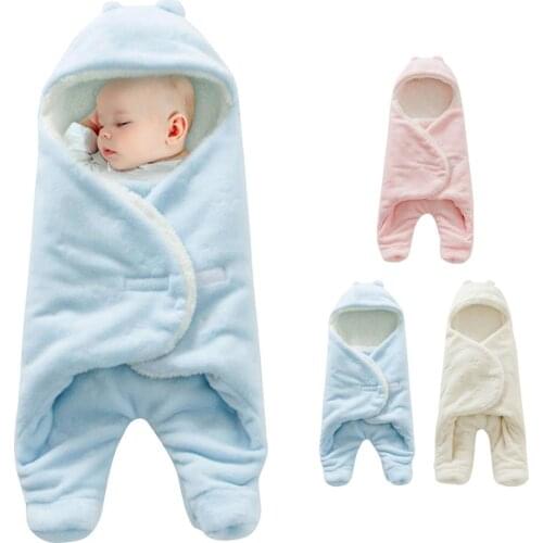 2020 New Baby Swaddle Blanket Wrap Warm Swaddle For Newborn Boys Girls Split Legs Design Quilt Belly Protection Design With Cap