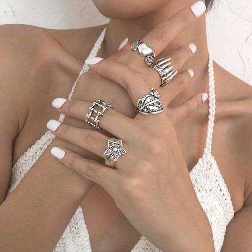 Lalynnly Punk Star Finger Heart-Shaped Rings Set For Women Hollow Out Ring Female Fashion Finger Rings Jewelry Accessory R0482