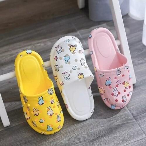Womens Summer Sandals Interior Printed Slippers Hole Shoes Breathable Antiskid Beach Shoes Nurse Shoes Big Size 36-41