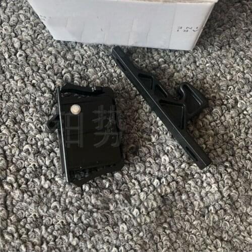 Car Lid latch assembly Fer rar i612 Sca gli ett iSe ssa nta Cal ifo rnia central armrest box switch glove box lid latch