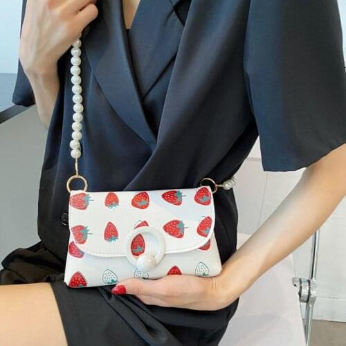 Womens Shoulder Crossbody Bag Cute Strawberry Printing Pearl Chain Leather Wholesale 2022 New Sweet Fashion Female Bags