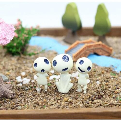HZFZ 4pcs Luminous tree Standing Posture Elves Action Figure Hayao Miyazaki Cartoon Princess Mononoke Alien Totoro Anime Toys