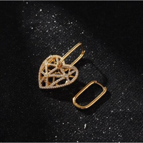 New Gold Color Heart Earrings Exquisite Hollow Cubic Zirconia Sweet Love Ear Jewelry Pendientes Women Earrings Zk40