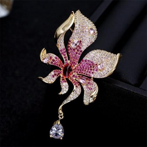 Luxury Yellow Pink Zircon Flower Tassel Rhinestone Brooch Lapel Pin Badges Crystal Pins and Brooches for Women Jewelry Gift