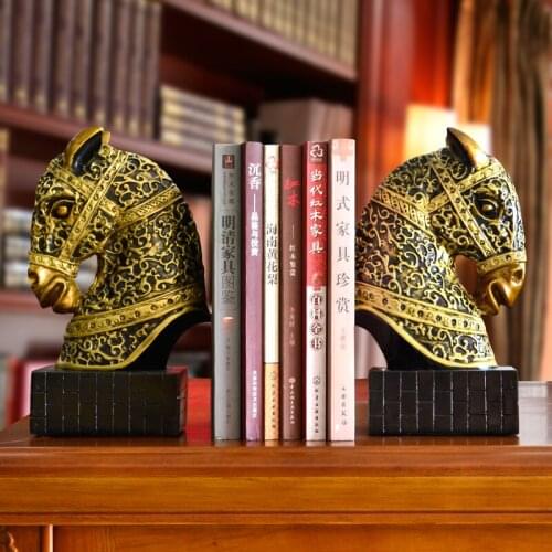 EUROPEAN HOME ACCESSORIES OFFICE HORSE ORNAMENTS LUCKY DECORATION TV CABINET DECORATION HORSE HEAD RESIN CRAFTS