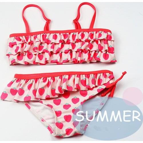 Funfeliz Girls bikini 2-10 Years Two Pieces Ruffle Swimsuit for Girls New Kids Swimwear Cute Strawberry Print Children Bikini