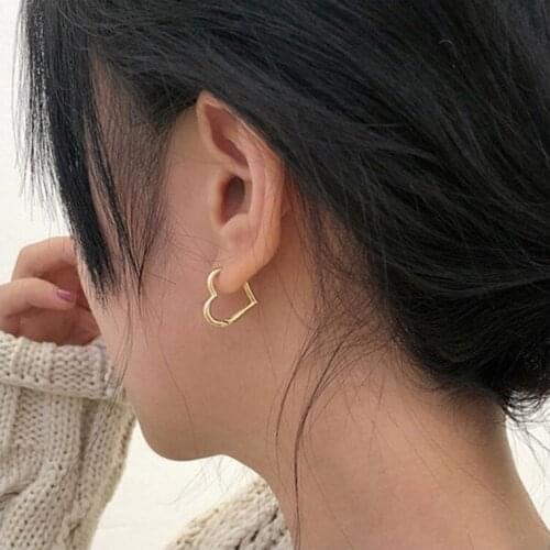 GorGor Clip Earrings Women Copper Material Pattern Heart Shape Gold Plated Light Luxury Temperament Engagement Jewelry DKE-1068