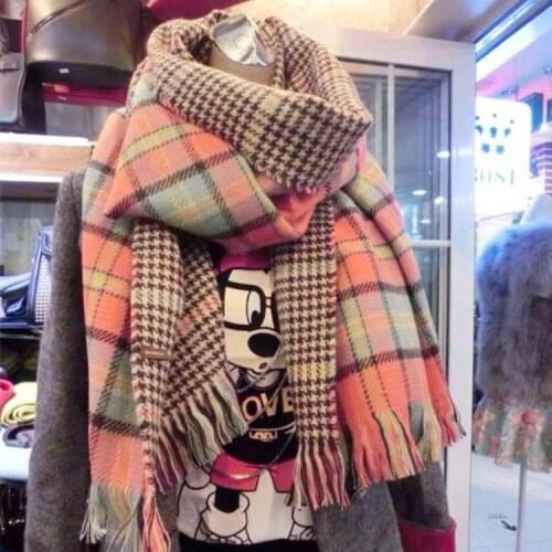 The Korean Version of The East Gate Thickens The Double-sided Mori Plaid Scarf. Warm Tassel Thousand Bird Plaid Shawl In Winter
