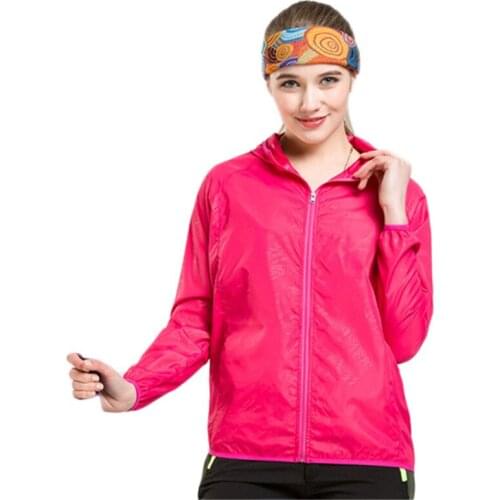 Sunscreen Coat 2021 Spring Summer Fashion New Men Women Same Style Outdoor Casual Riding Rose Red Ultra Thin Hooded Jackets N810