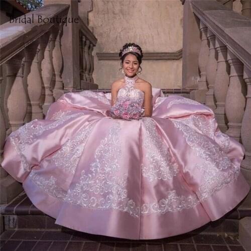 Lovely Ball Gown Quinceanera Dresses 2021 Halter Lace Applique Beading Crystal Puffy Skirt Girls Birthday Party Pageant Dress