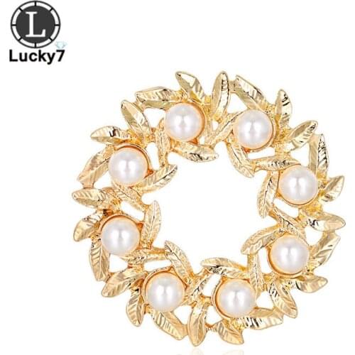 Baroque Style European and American Leaf Pearl Brooch Alloy Wreath Golden Corsage Atmospheric Fashion Clothes Accessories