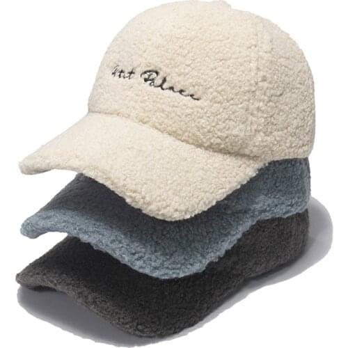 Lamb fur cap female autumn and winter Korean version of the tide letter ins show face cute warm cap plush baseball cap кепка
