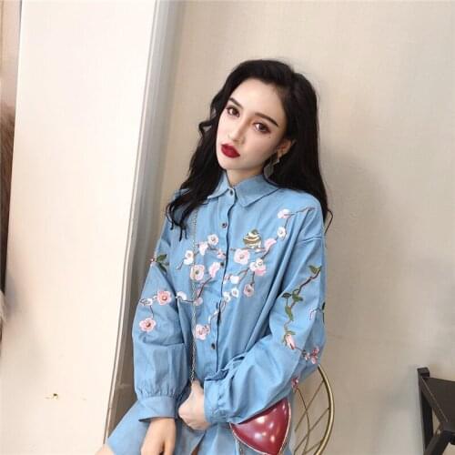2020 Fashion Heavy Industry Flower Embroidery Beaded Loose Long Section Denim Shirt Free Shipping