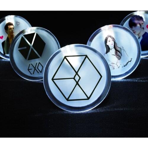 5pcs/ one design custom led logo badge cmyk printing button shining badge for fun