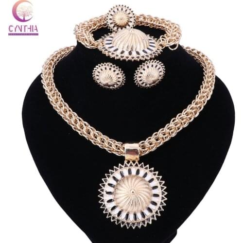 New Design African Women customes Jewelry Sets Gold-color Crystal Wedding Bridal Necklace Earring Ring Jewelry Sets