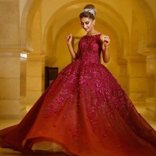 Luxury Lace Red Ball Gown Prom Dresses Jewel Neck Backless Beaded Evening Gowns Sweep Train Formal Dress