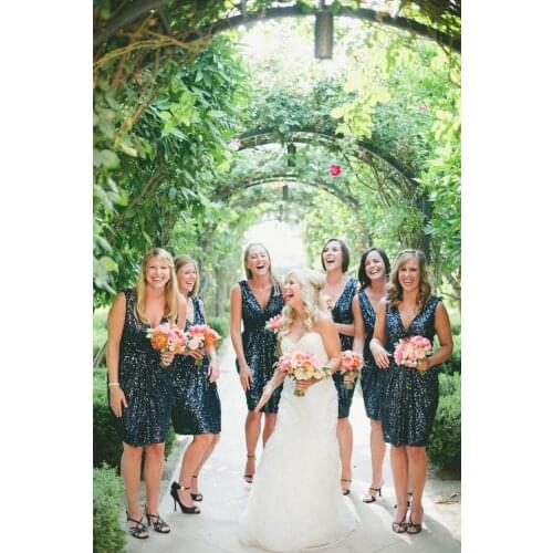 New fashion 2016 Sequin knee-length Bridesmaid Dresses Deep V Neck Sleeveless A Line Sparkling Short Bridesmaid party prom gown